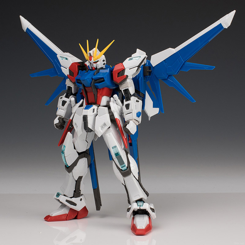 Коллекционная сборная модель R – обзор и цена Bandai Model Gundam Rg